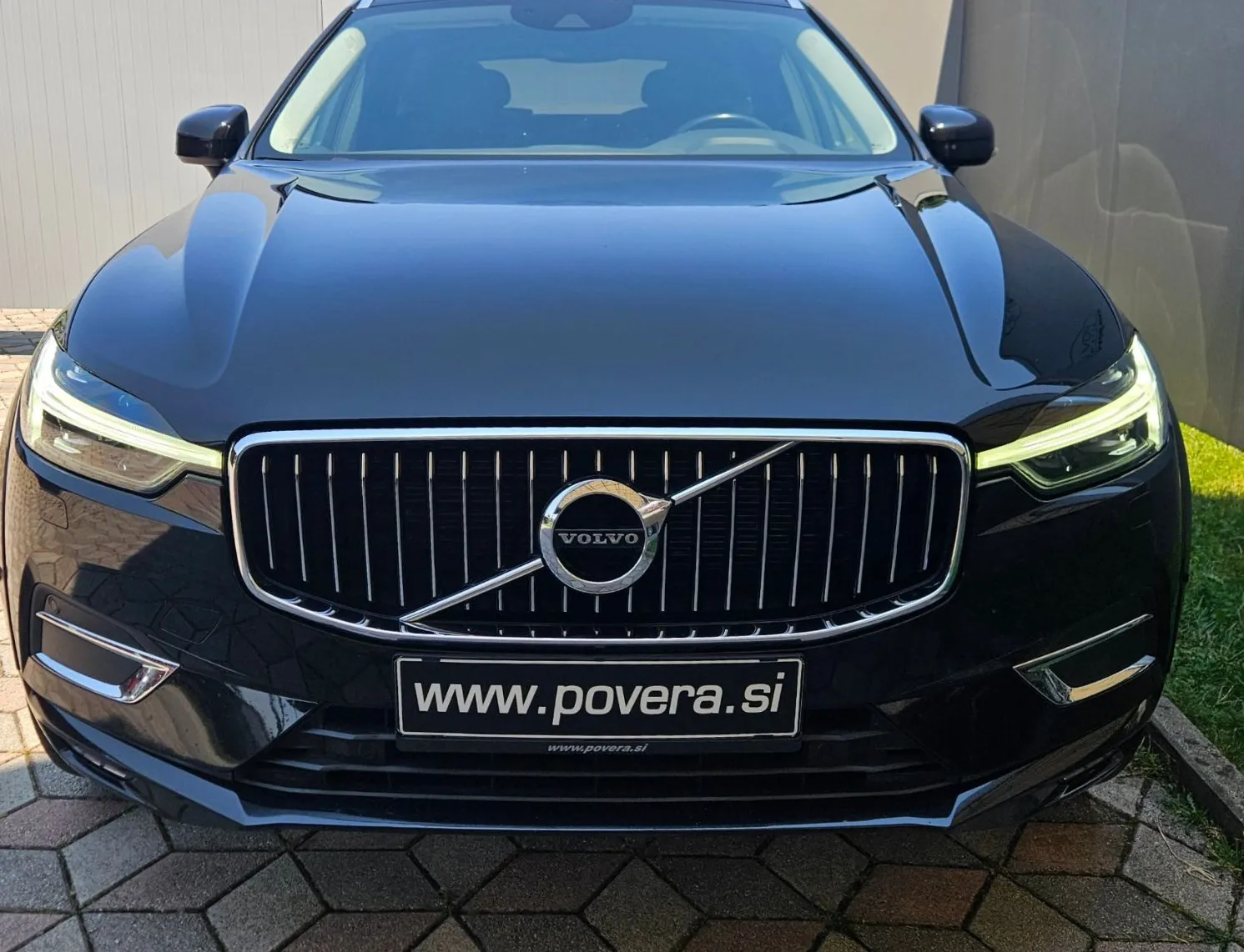 Zunanja slika - Volvo XC60 - B4D AWD Inscription Luxe Avt.+22 COL+2x Memory - 2