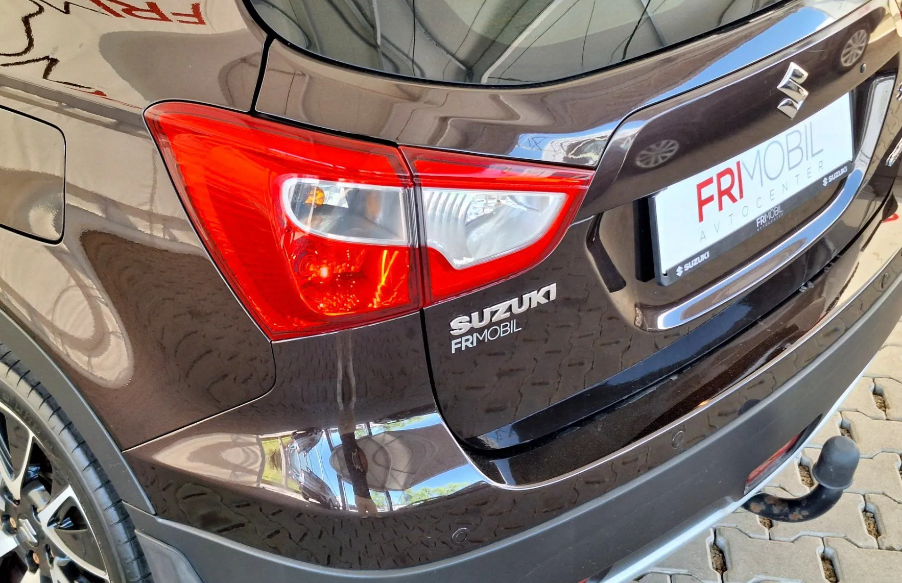 Zunanja slika - Suzuki SX4 S-Cross - AllGrip 1.6 VVT Elegance Top•VL.KLJUKA - 8