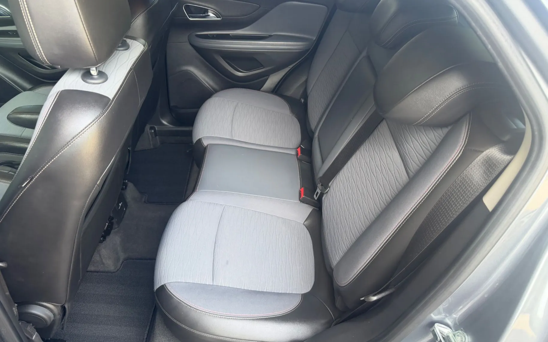 Zunanja slika - Opel Mokka - 1.7 DTI AUT. - 12