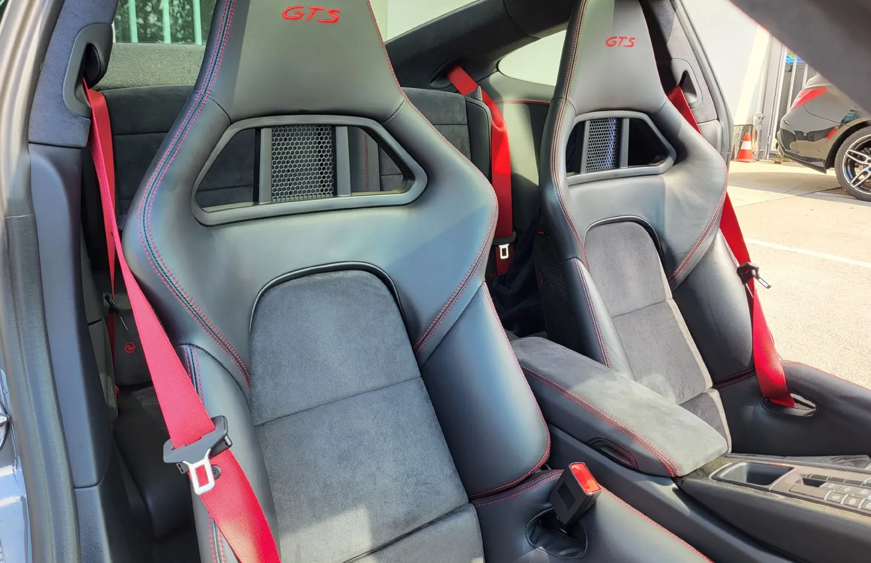 Zunanja slika - Porsche 911 - 3.0 CARRERA 4 GTS - 13