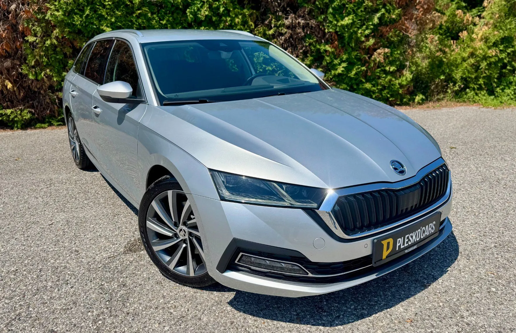 Zunanja slika - Škoda Octavia - Combi 2.0 TDI Style DSG WEBASTO ACC HEAD-UP - 3