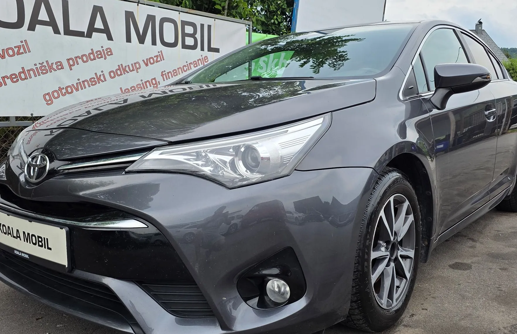 Zunanja slika - Toyota Avensis - 1.6 D-4D STYLE ALU PLATIŠČA-LED-KAMERA - 16
