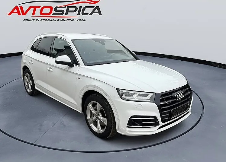 Zunanja slika - Audi Q5 - 55 TFSI e quattro S tronic Sport -SLO- KAM360- - 2