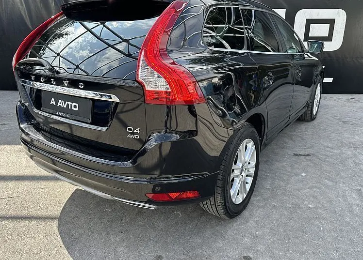 Zunanja slika - Volvo XC60 - D4 A AWD  Momentum-PANORAMA+GRET.SEDEŽEV-BIXENON - 6