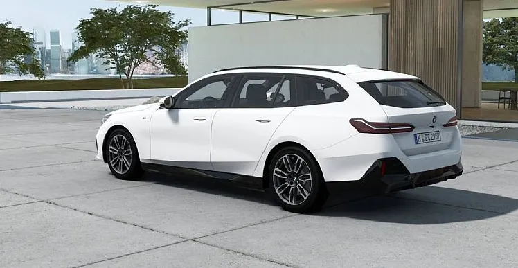 Zunanja slika - BMW Serija 5 - Touring: 520d  AT  WG M SPORT POSEBNA PONUDBA NAROČILO - 2