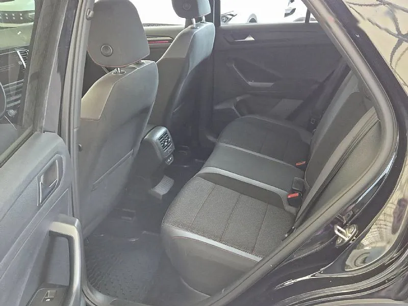 Zunanja slika - Volkswagen T-Roc - 1.5 TSI BMT Style SLO. POREKLO 1.LASTNIK - 9