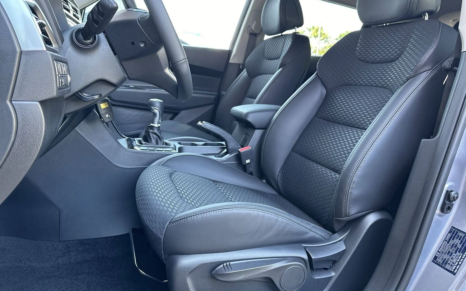 Notranja slika - SsangYong Korando - 1.5 T-GDi Style 2WD MT... - 8