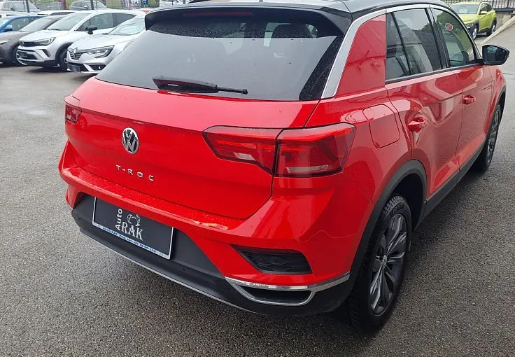 Zunanja slika - Volkswagen T-Roc - 1.6 TDI Style 85  LED.ACC.GRETJE SEDEŽEV - 6