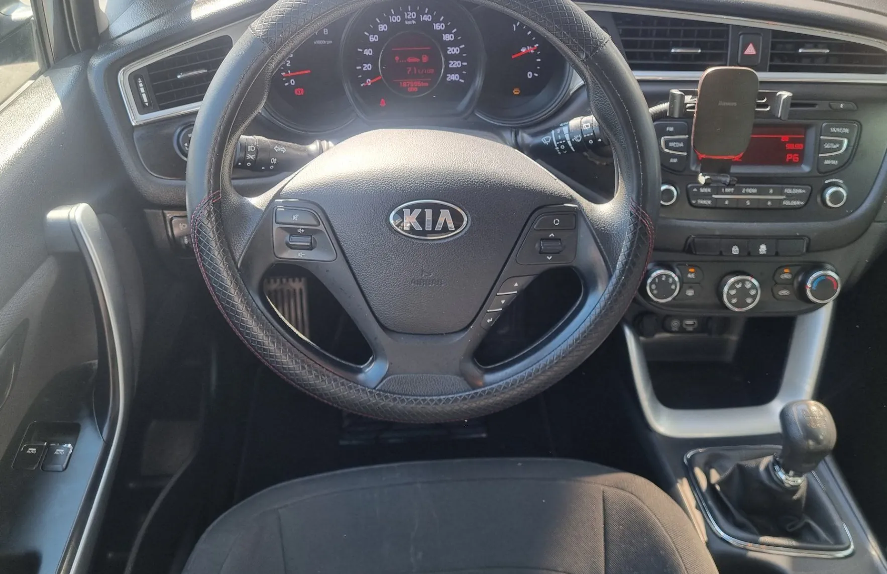 Zunanja slika - KIA Ceed - 1.4 - SLOVENSKI + KLJUKA + KOMISIJSKA PRODAJA - 10