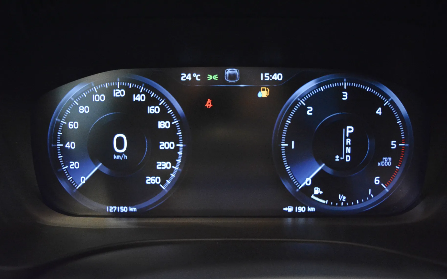 Zunanja slika - Volvo XC60 - D4 Avt. RDesign ACC-KLESS-KLJUKA-BLIS-HARMANKARDON - 8
