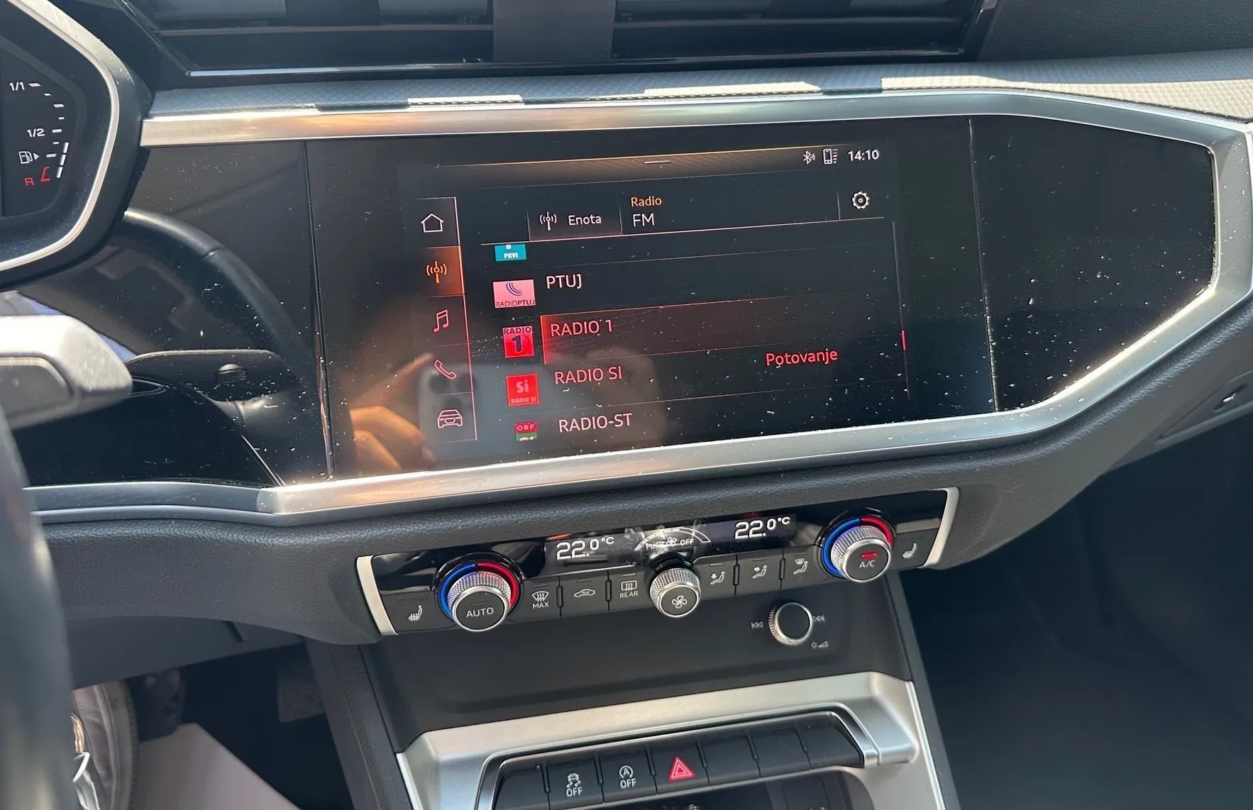 Zunanja slika - Audi Q3 - 35 TFSI S tronic FULL LED NAVI WEBASTO LANE A PD - 15