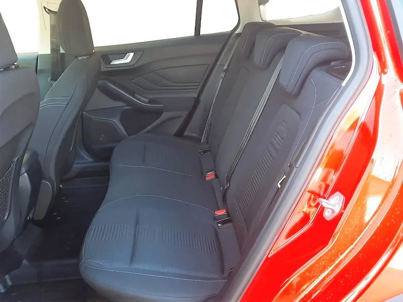 Zunanja slika - Ford Focus - 1.0 EcoBoost 92 kW Active-RADAR-LED - 6