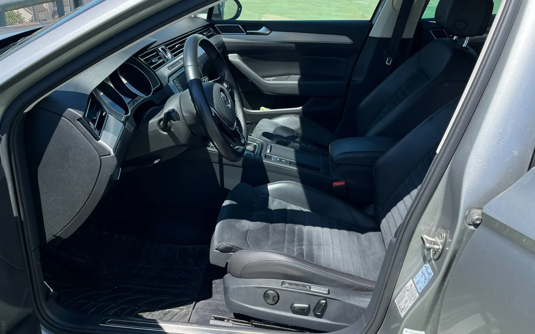 Zunanja slika - Volkswagen Passat - 2.0 TDI BMT Highline DSG.DYNA. LED.ACC.MASAŽ. - 12