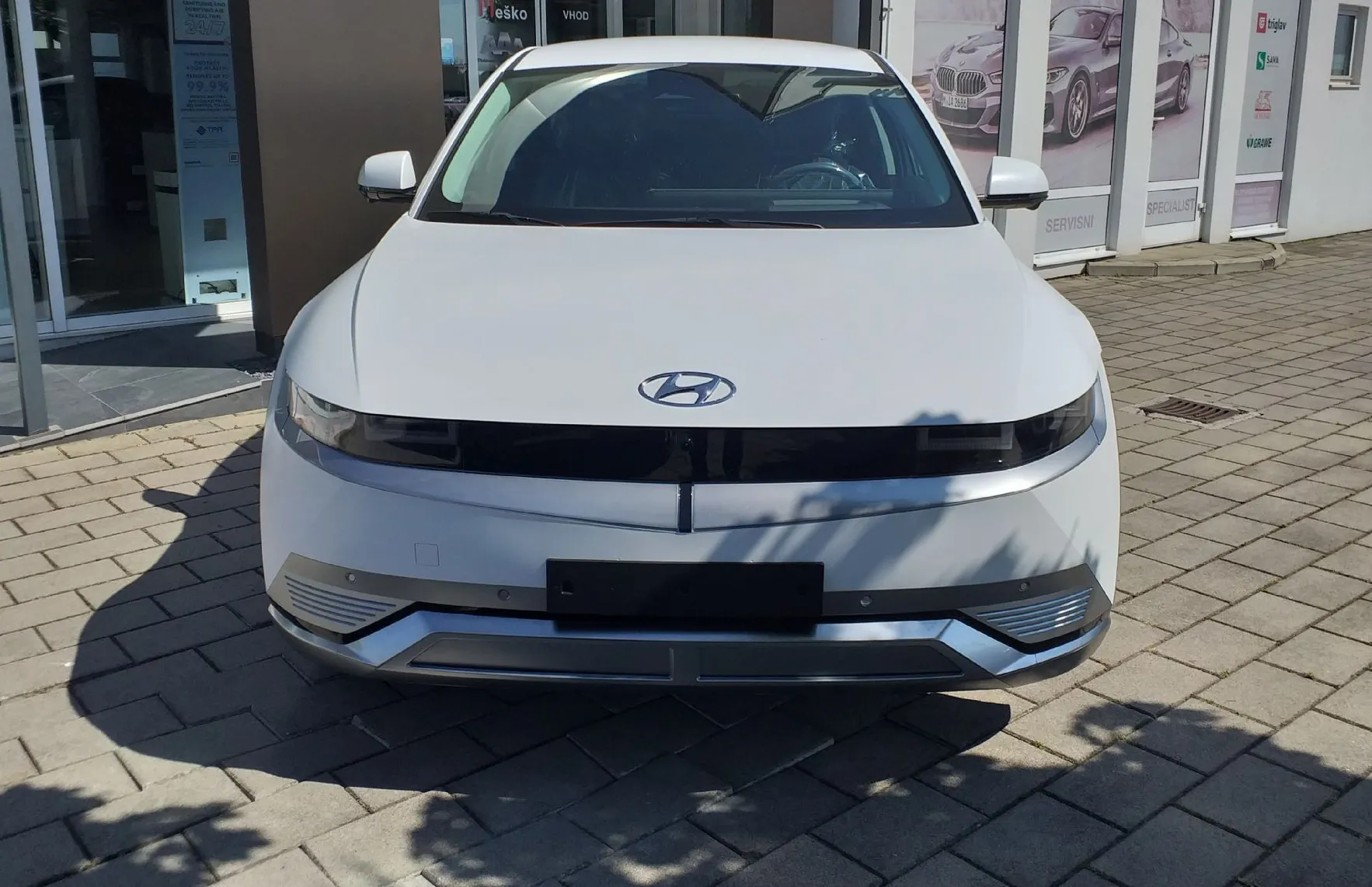 Zunanja slika - Hyundai Ioniq 5 - 168kW PREMIUM 84kWh .VOZILA V PRIHODU - 8