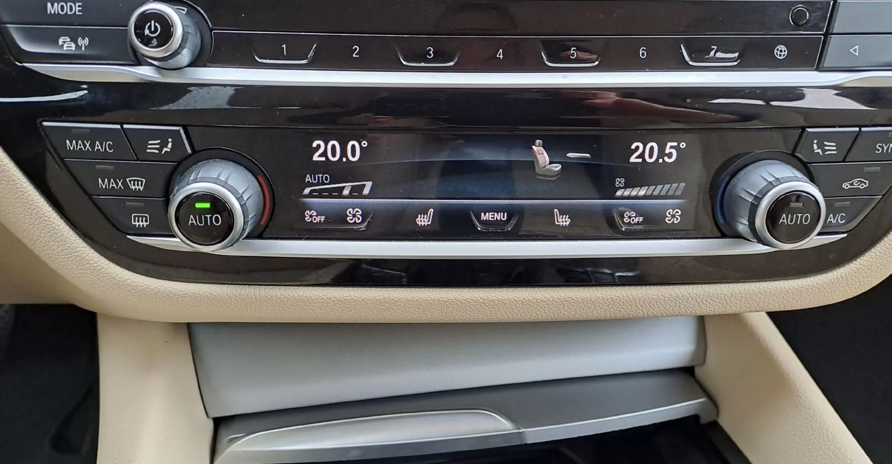 Zunanja slika - BMW Serija 5 - Touring: 520d  AT - 14