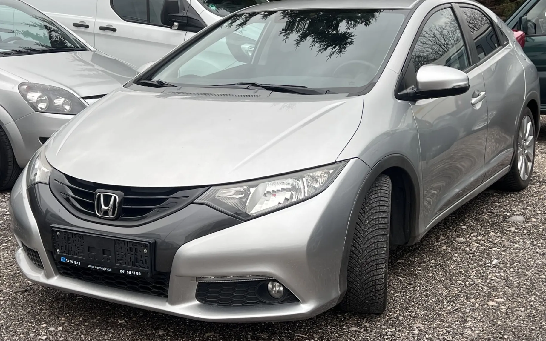 Zunanja slika - Honda Civic - 1.4 i-VTEC+ALU+R. KAMERA+TEMP... - 2