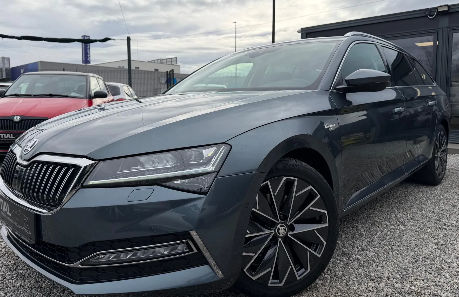 Zunanja slika - Škoda Superb - 2.0 TDI-DSG L K CRYSTAL-VIRTUAL-MRT.KOTI-USNJE-SLO - 1