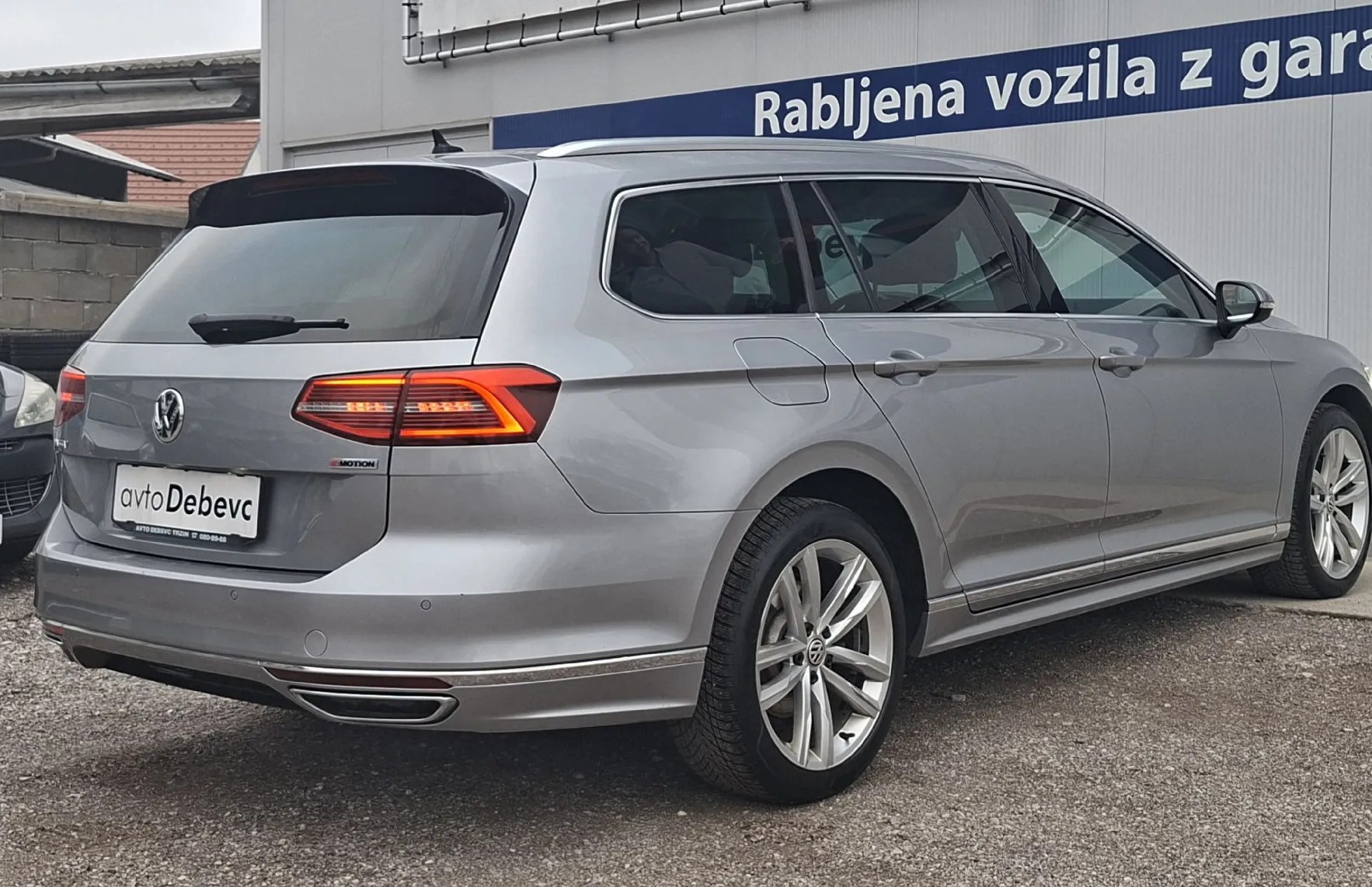 Zunanja slika - VW Passat - Variant 2.0 TDI  4-Motion R-line DSG - 4