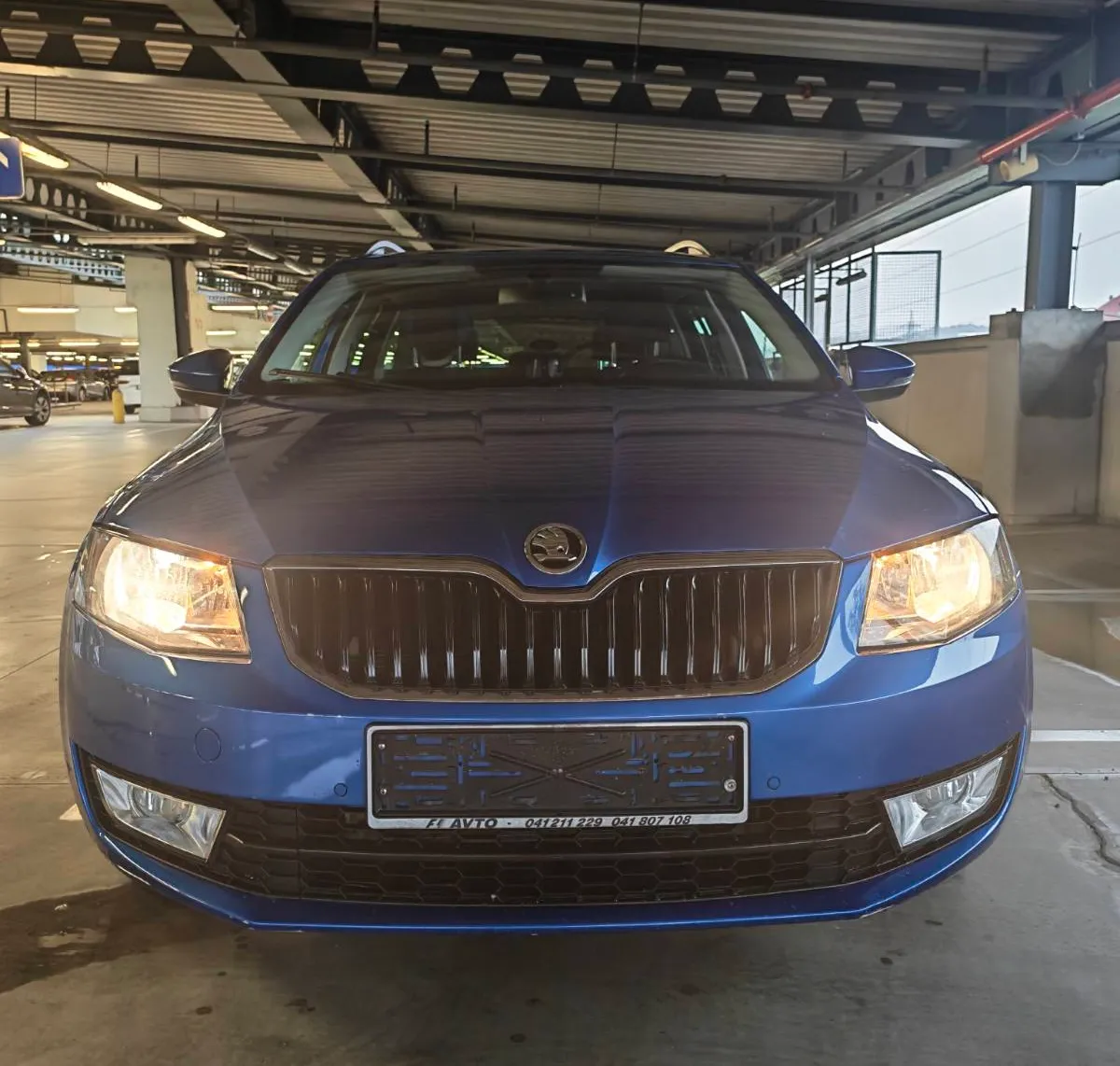 Zunanja slika - Škoda Octavia - Combi 1.6 TDI - 7