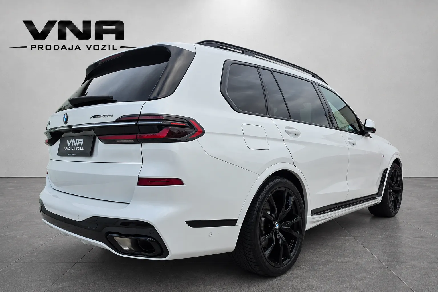 Zunanja slika - BMW serija X7: - X7 xDrive40d Avt. |SKY|ZRAK|PANO|HL-SED|MAX-OPREMA - 6