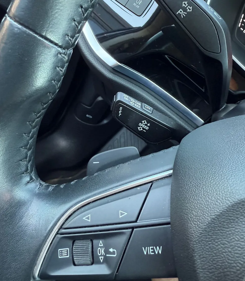 Zunanja slika - Audi Q3 - 35 TDI S tronic Navi Kamera LED LETNO JAMSTVO - 10