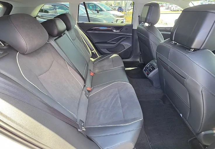 Zunanja slika - Volkswagen Passat - Variant 1.5 eTSI BMT Business DSG - beri opombe  - - 10