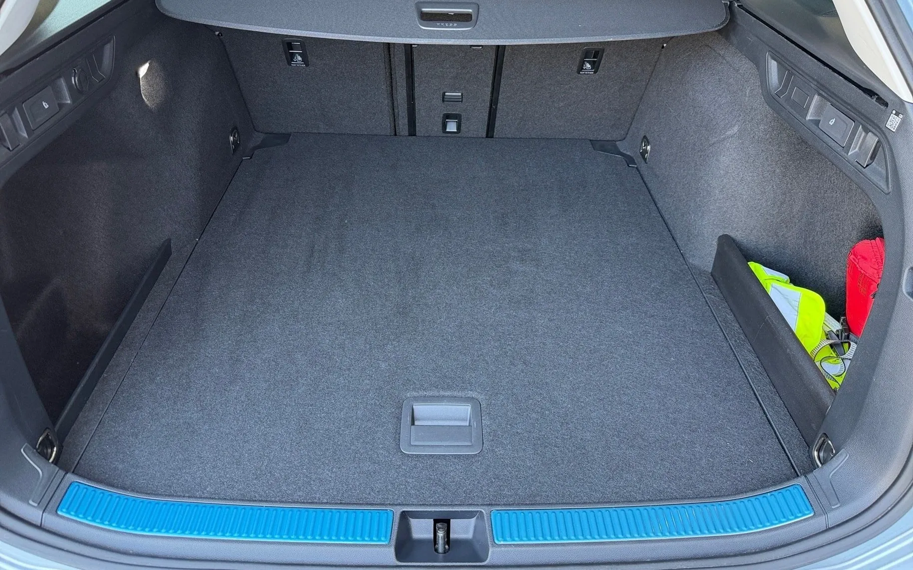 Notranja slika - Volkswagen Passat Variant - 2.0 TDI BMT Elegance DSG-360 KAMERA-ACC-KEYLESS... - 12