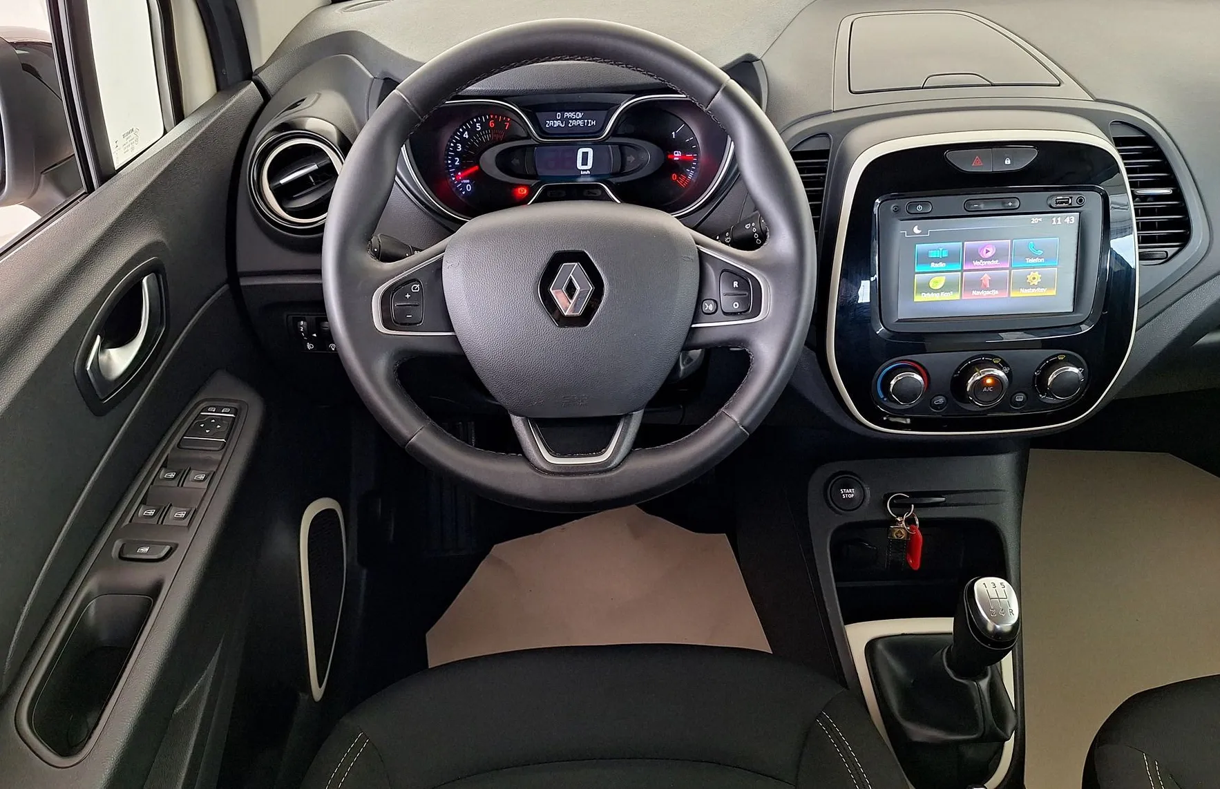 Zunanja slika - Renault Captur - TCe 90 Outdoor•Slovensko vozilo•1.Lastnik•... - 12