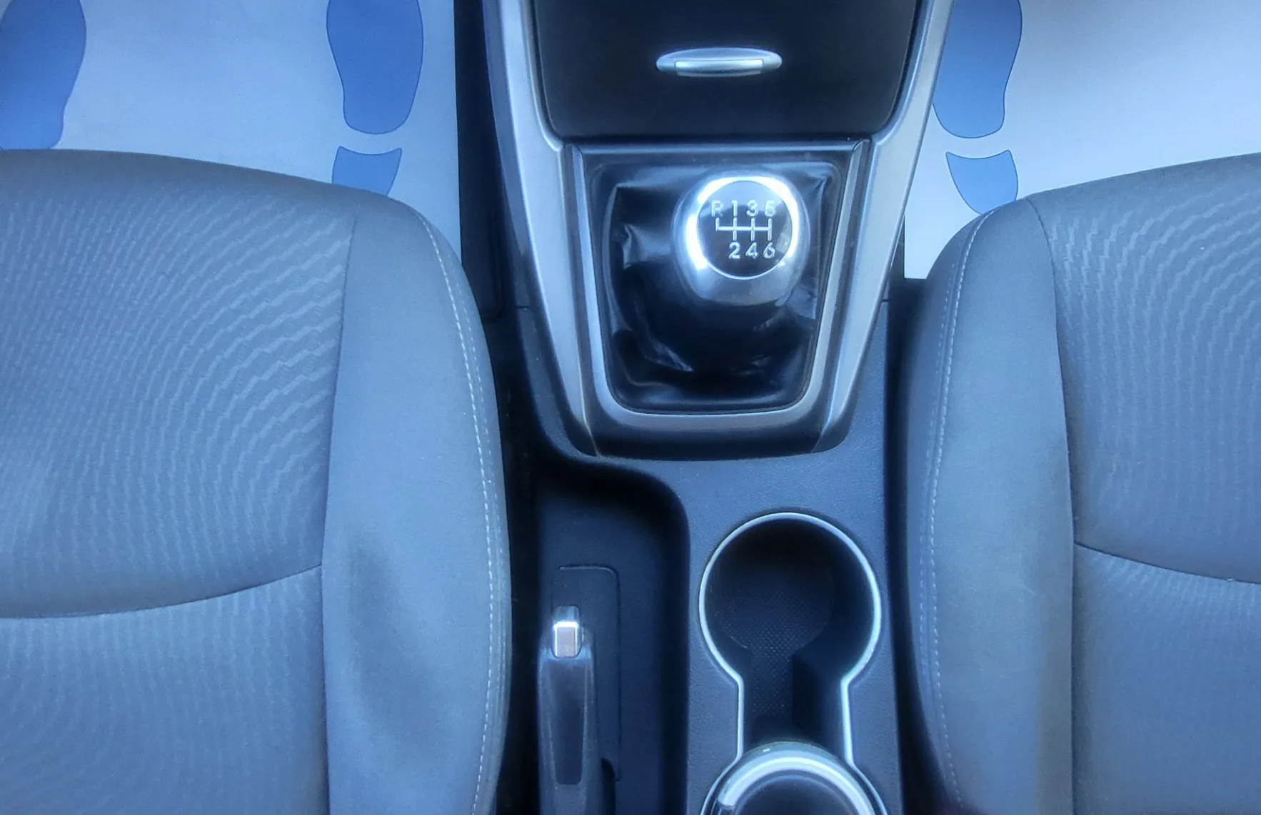 Zunanja slika - Hyundai Elantra - 1.6 CVVT Comfort slo-1lastnik-acc-potrjena servisn - 9