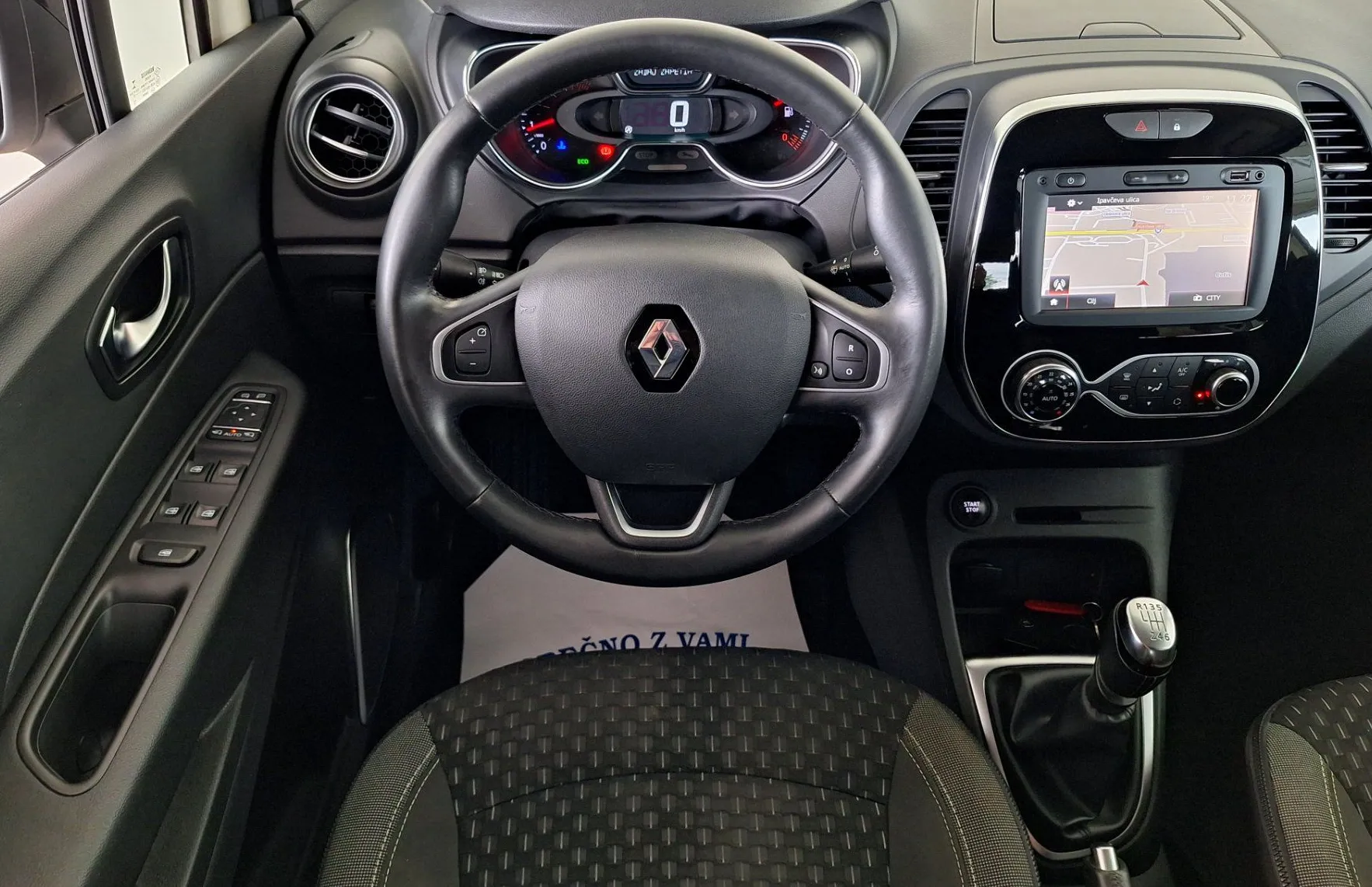 Zunanja slika - Renault Captur - dCi 110 Energy Iconic•Slovensko vozilo•1.Lastnik• - 12