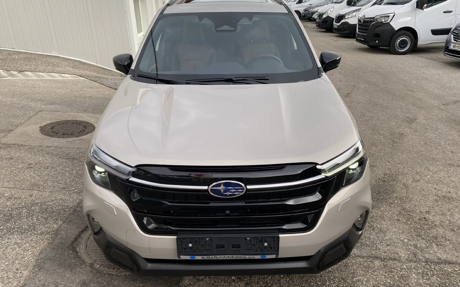 Zunanja slika - Subaru Forester - 2.0i 4WD CVT Lineartronic PREMIUM - 4