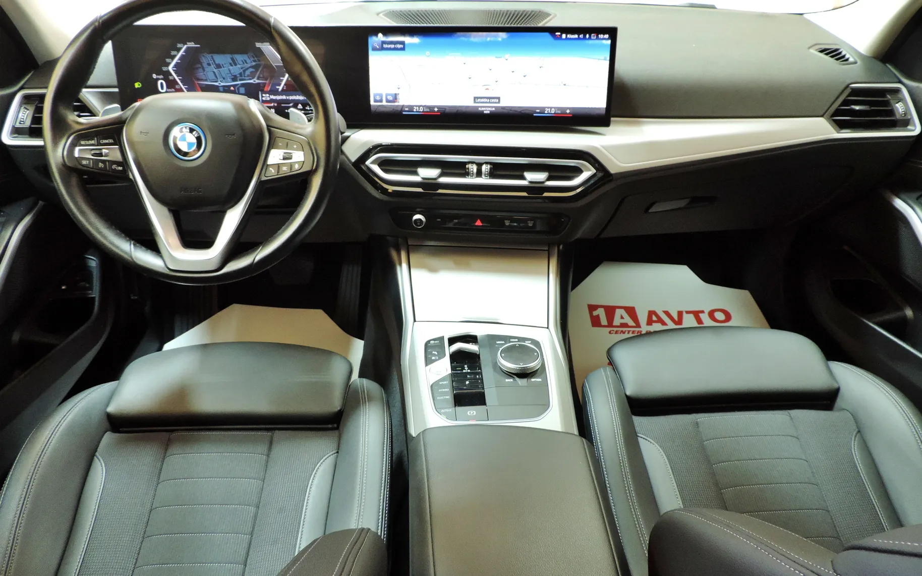 Zunanja slika - BMW Serija 3 - 320e Touring Avt. USNJE-KAMERA-MRTVI KOTI-KLJUKA - 13