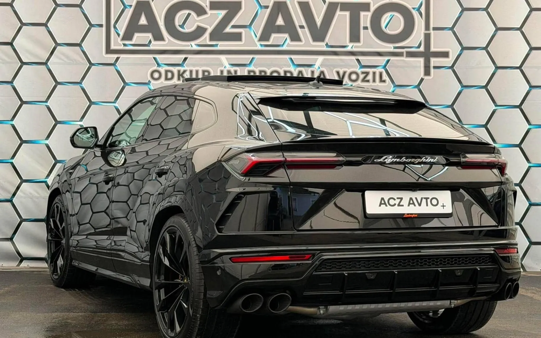 Zunanja slika - Lamborghini Urus - CITURA•23 COL•SOFT•ZRAČNO•3D BANG•PANO•VIRTUAL•F1• - 6