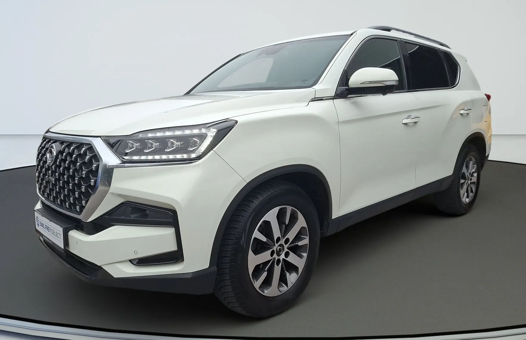 KG Mobility Rexton