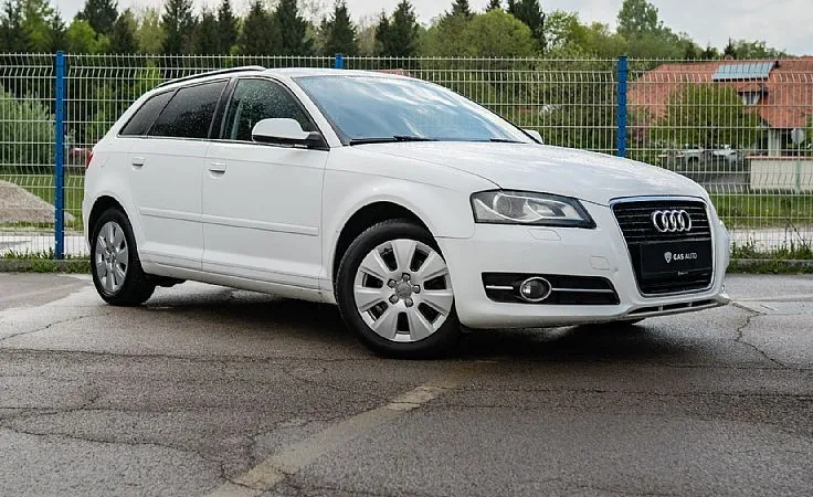 Zunanja slika - Audi A3 - 1.6 TDI DPF - 3
