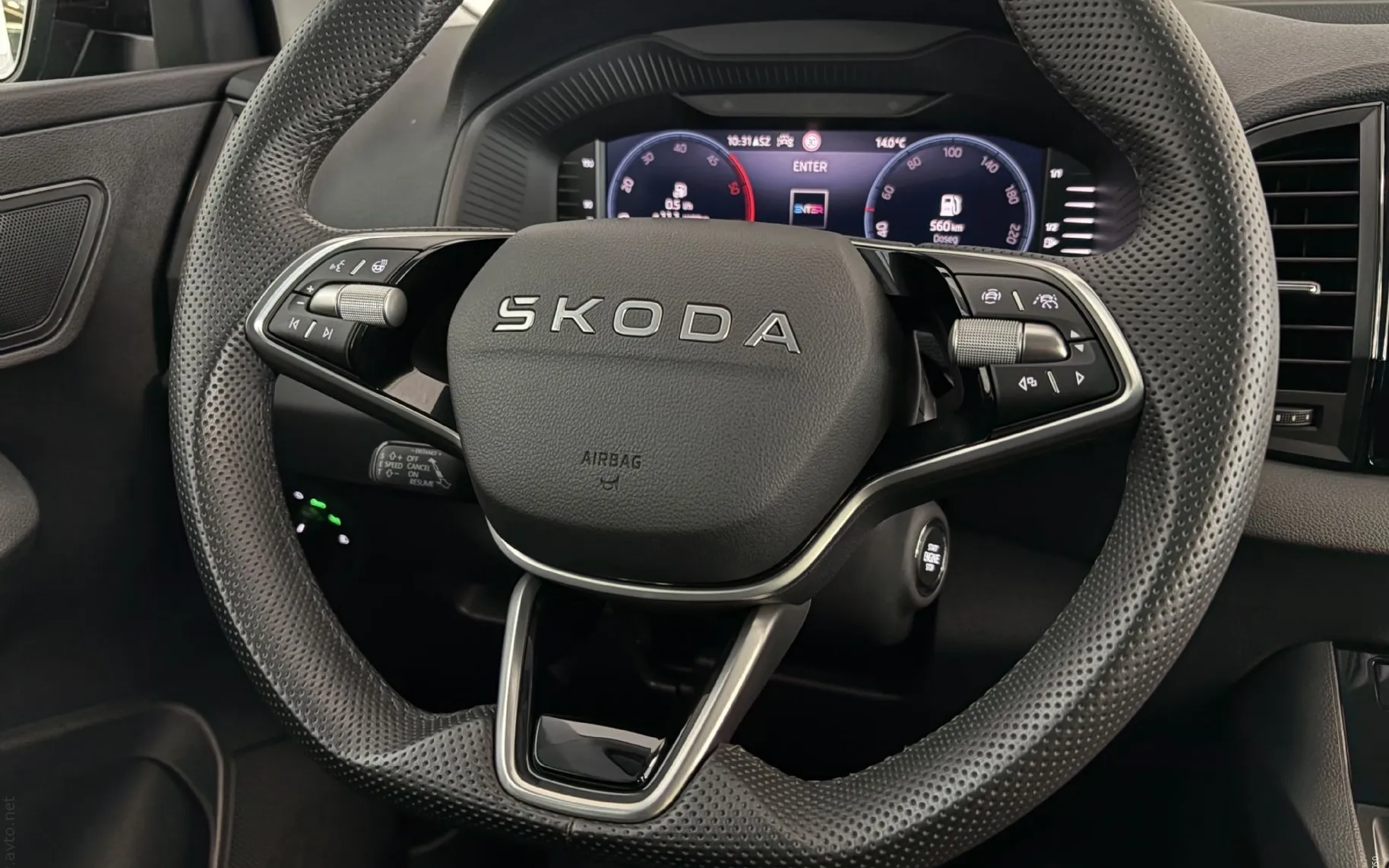 Notranja slika - Škoda Karoq - 2.0 TDI Edition|ACC|Kamera|Gretje|Navi|PDC|... - 9