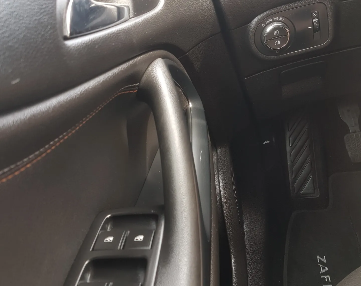 Zunanja slika - Opel Zafira - Tourer 2,0 CDTi Cosmo Avt. - 17
