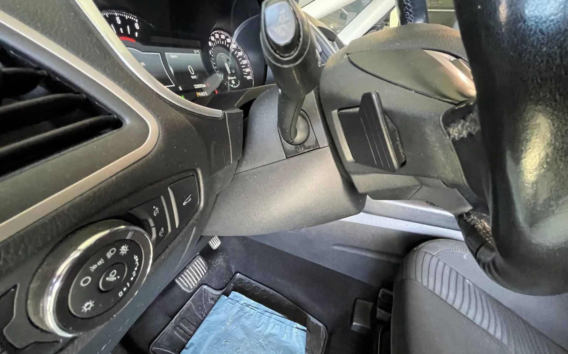 Zunanja slika - Ford S-MAX - 2.0 TDCi  Powershift NAVI.PDC.KAMERA.OGR.SEDEŽ - 10