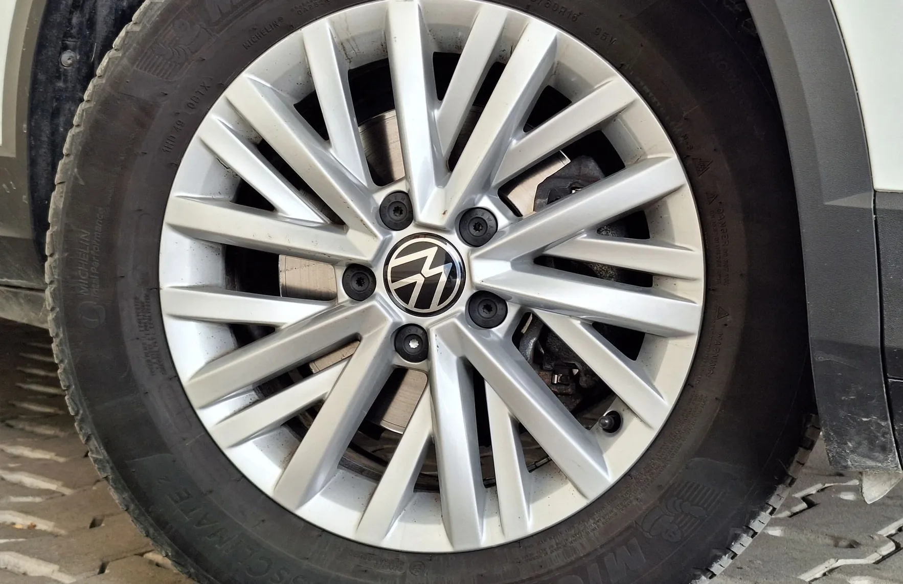 Zunanja slika - Volkswagen T-Roc - 2.0 TDI SCR  •PDC•KAMERA•ACC• - 8