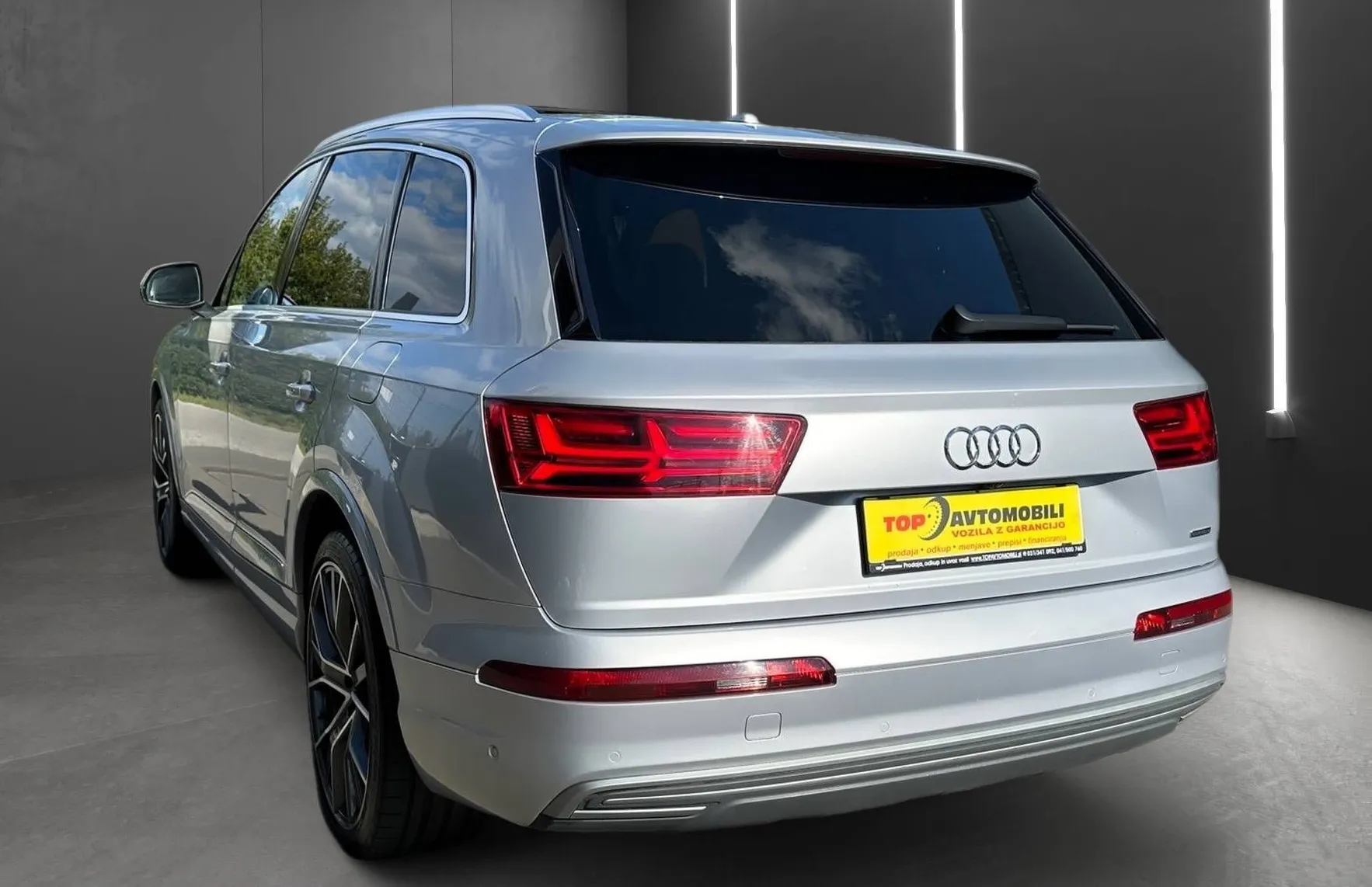 Zunanja slika - Audi Q7 - E-TRON 3.0TDI QUATTRO LED NAVI ACC HUD PANO 360K.. - 6