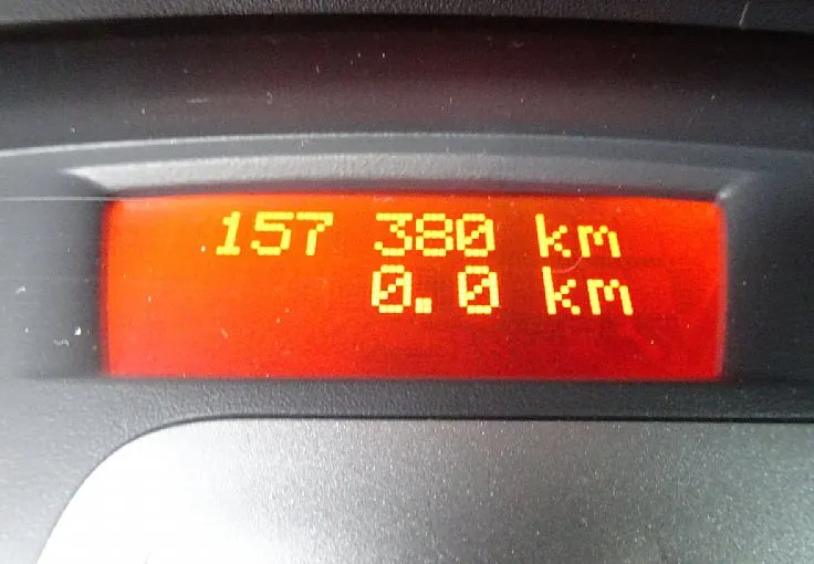 Zunanja slika - Renault Clio - 1.2 16V 1. LASTNIK SLO POREKLO FINANCIRANJE - 10