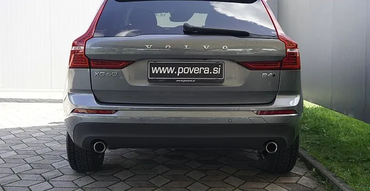 Zunanja slika - Volvo XC60 - B4D AWD AUT Momentum Pro+ACC+KAM.+12.MES.JAMSTVO - 6