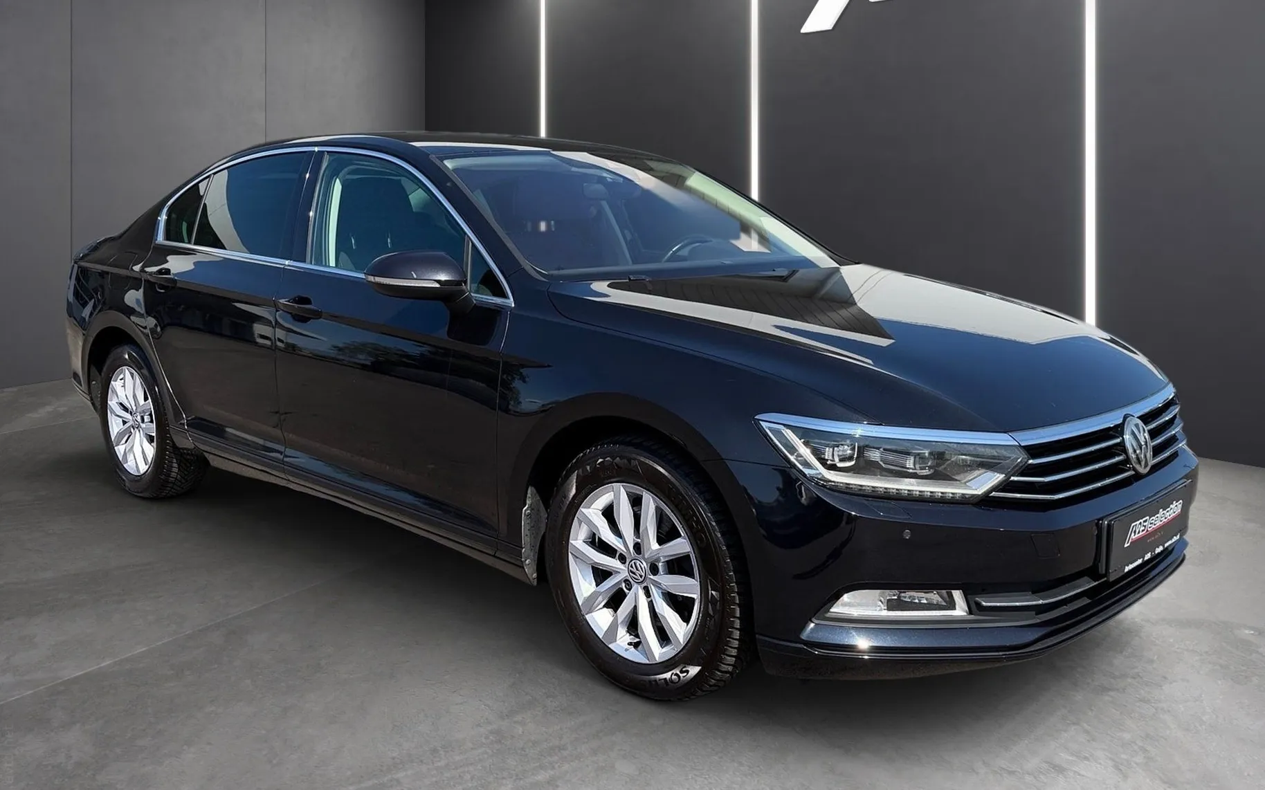 Zunanja slika - Volkswagen Passat - 1.4 TSI BMT Trendline-Full LED-Navi-Masaža-Kamera - 2