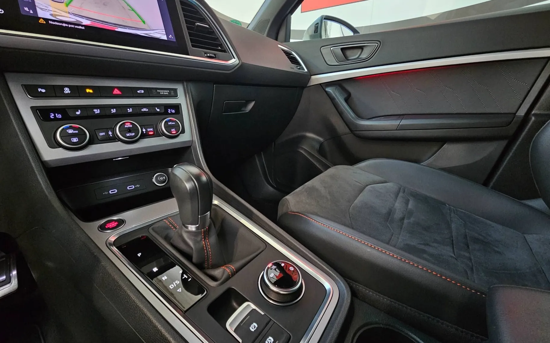 Notranja slika - Seat Ateca - 1.5 TSI FR DSG - 8