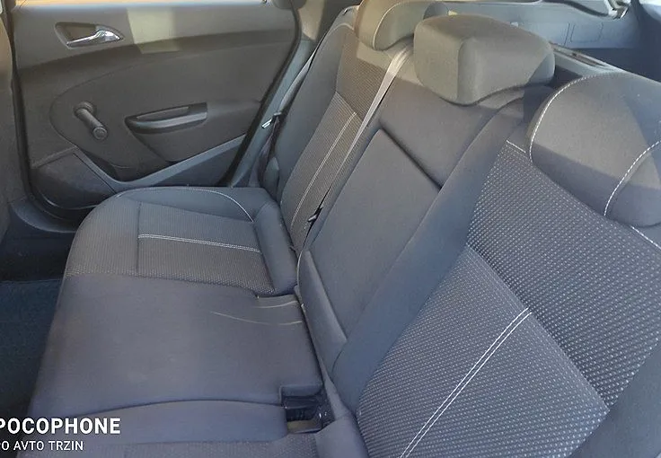 Zunanja slika - Opel Astra - Sports Tourer 1.6 CDTI-ALU-KLIMA-VELIKI SERVIS - 8