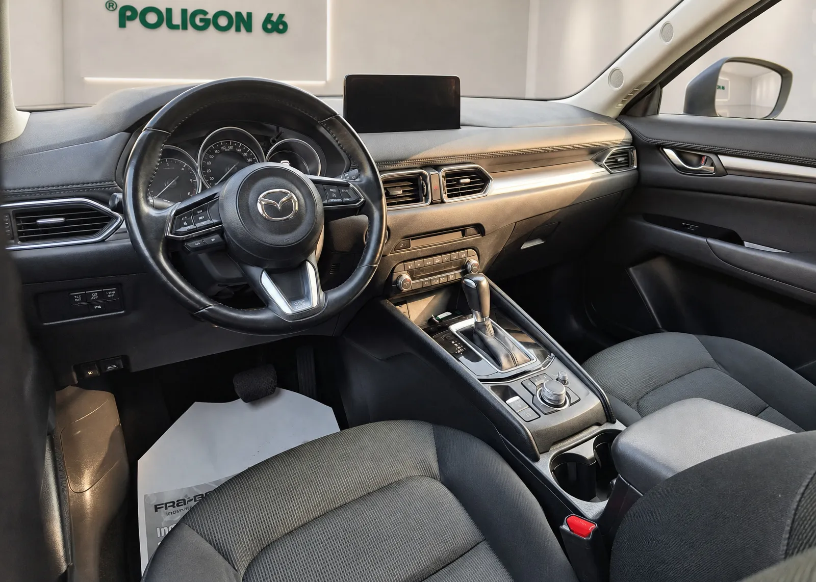 Notranja slika - Mazda CX-5 - CD150 MHEV Center-line Avt.-FUL LED-KAMERA-M 2024 - 9