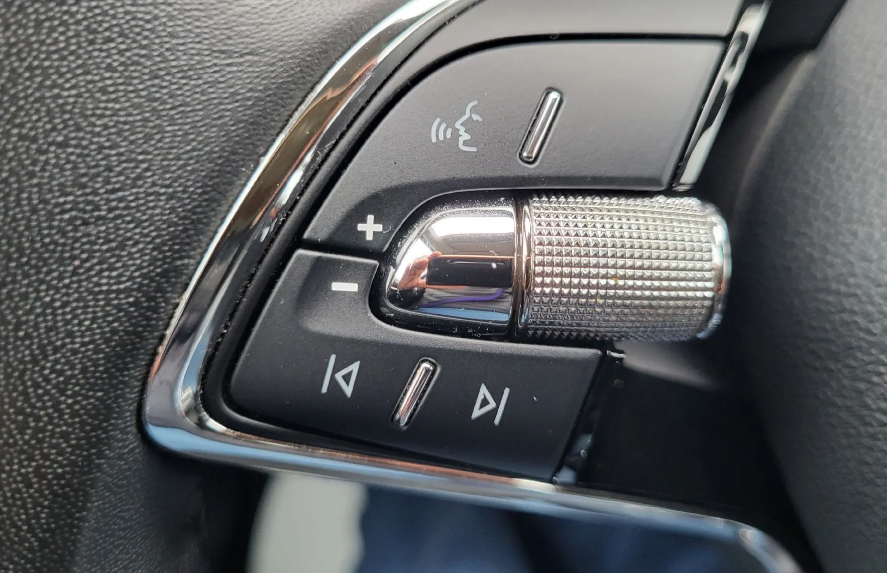 Zunanja slika - Škoda Octavia - 1.0 TSI slo-1 last-tov.gar-alu-pdc-el.paket-acc-.. - 9