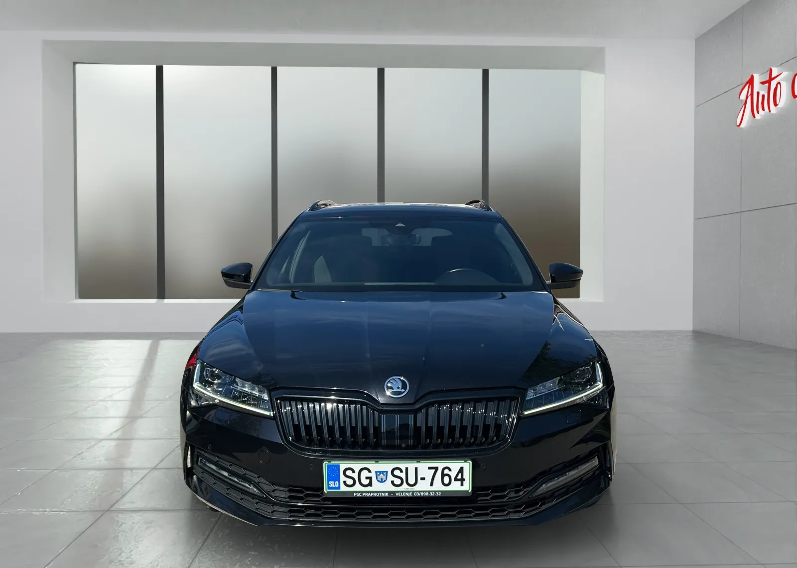 Zunanja slika - Škoda Superb - Combi 4x4 2,0 TSI DSG - 2