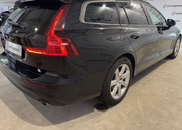 Zunanja slika - Volvo V60 - D3 A Momentum- FULL LED - NAVI - PDC - ODLIČEN - 6