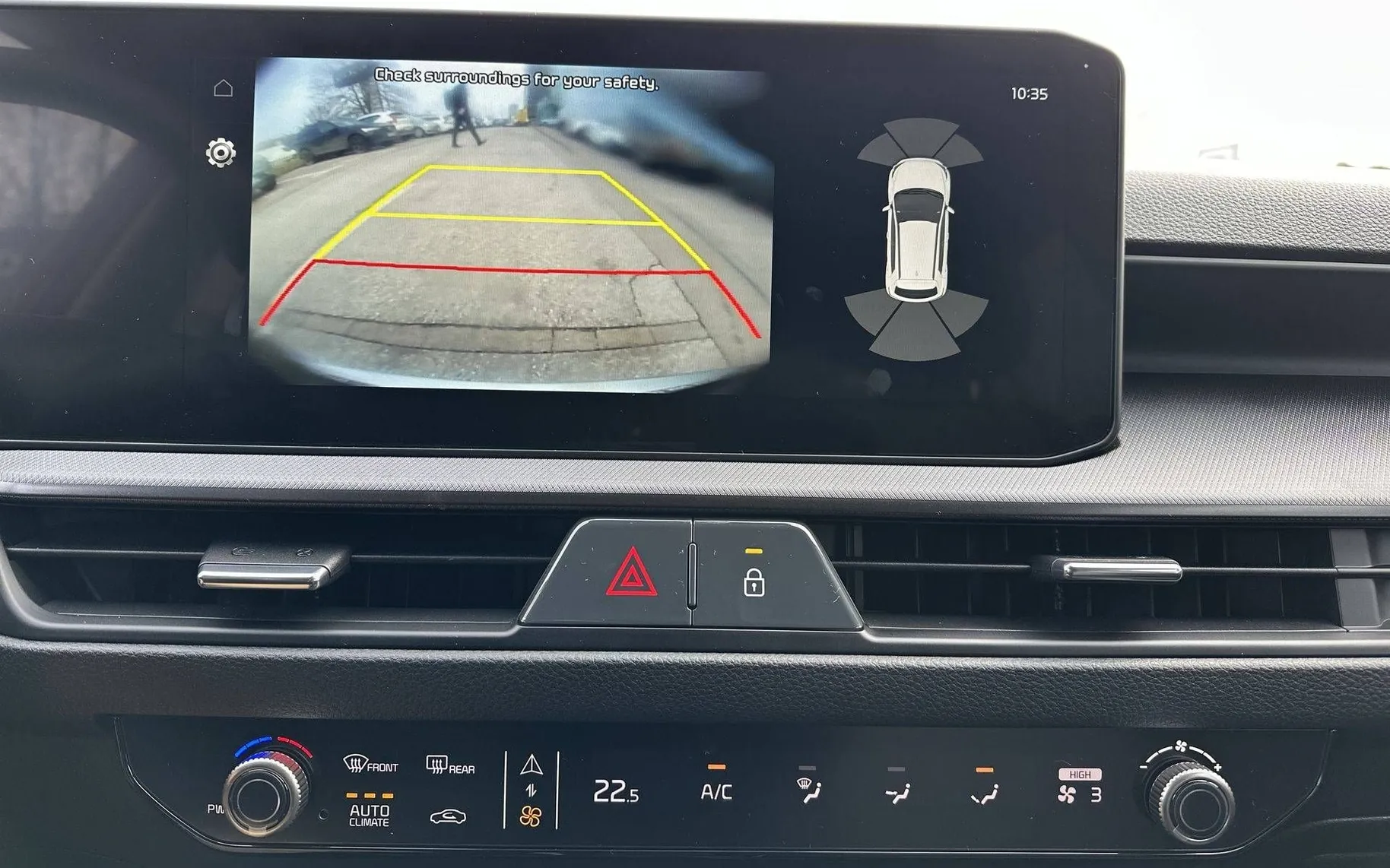 Notranja slika - KIA Stonic - 1.0 T-GDi EX Pulse M T... - 17